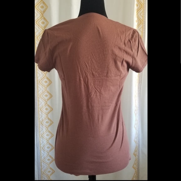 NWT/ Jimmy Hendrix V Neck Top - Picture 2 of 6